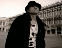 黑色毛衣-周杰伦钢琴谱文件(五线谱、双手简谱、数字谱、Midi、PDF)免费下载