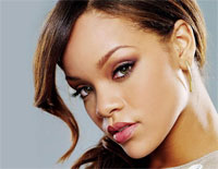 Diamonds-Rihanna钢琴谱文件（五线谱、双手简谱、数字谱、Midi、PDF）免费下载
