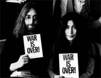 Happy Xmas War Is Over钢琴谱文件(五线谱、双手简谱、数字谱、Midi、PDF)免费下载