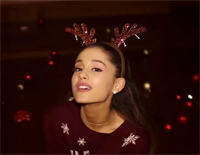 Santa Tell Me-简单版-Ariana Grande-人人钢琴网