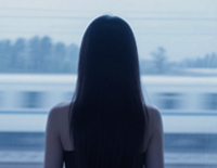 何必怀念-牛奶咖啡-人人钢琴网