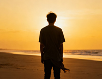 男孩-简单版-梁博-人人钢琴网