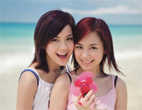 人比人-Twins-好听版-人人钢琴网