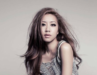 我本人-吴雨霏-好听版-人人钢琴网